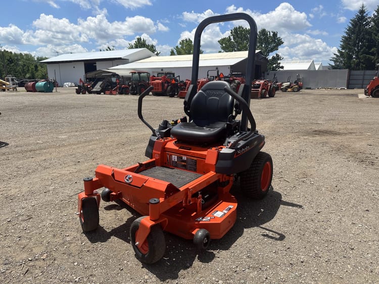 2023 USED KUBOTA Z232KW-42 “GAS” ZERO TURN