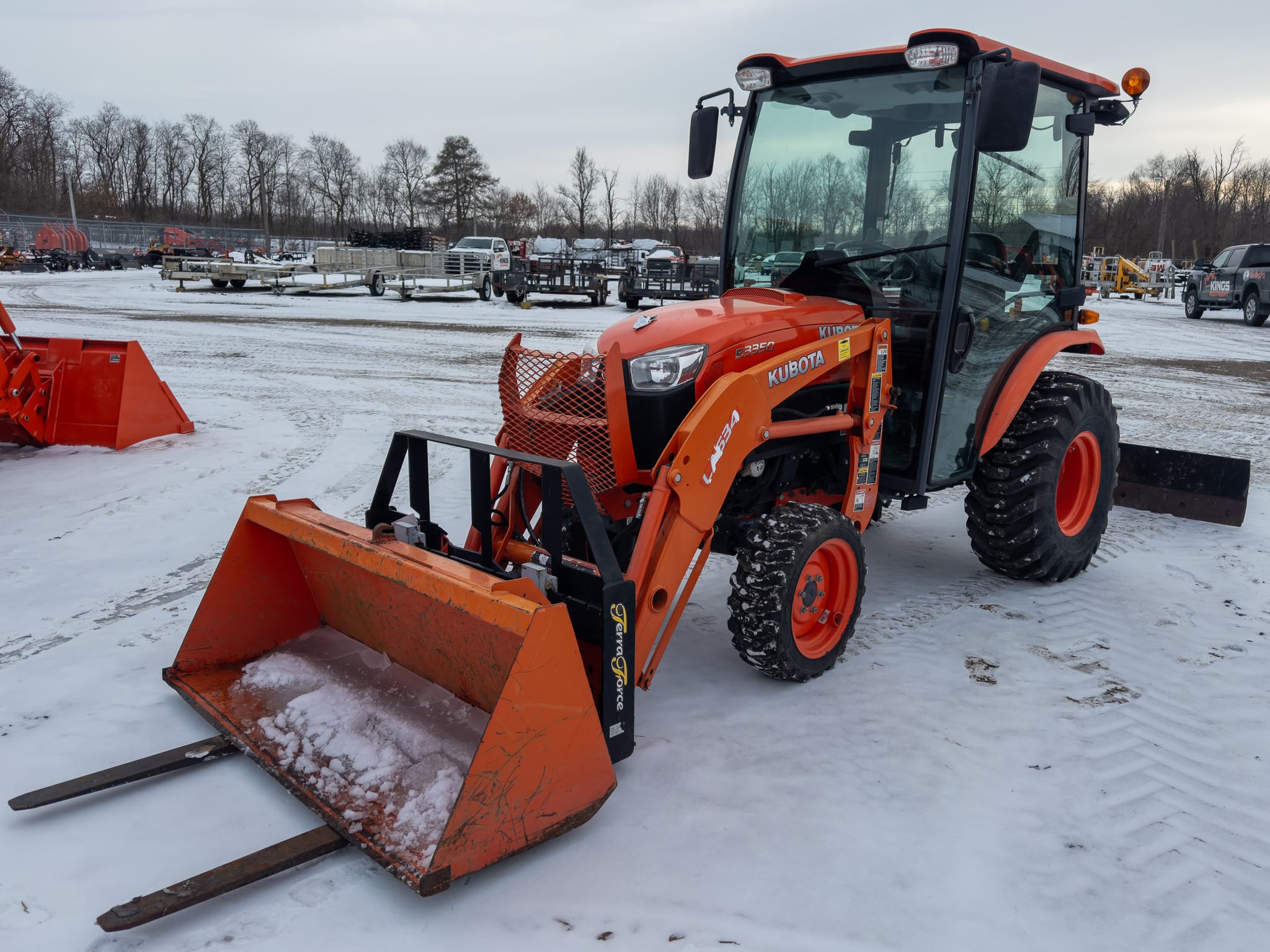 Used 2014 Kubota B3350HSDC Cab