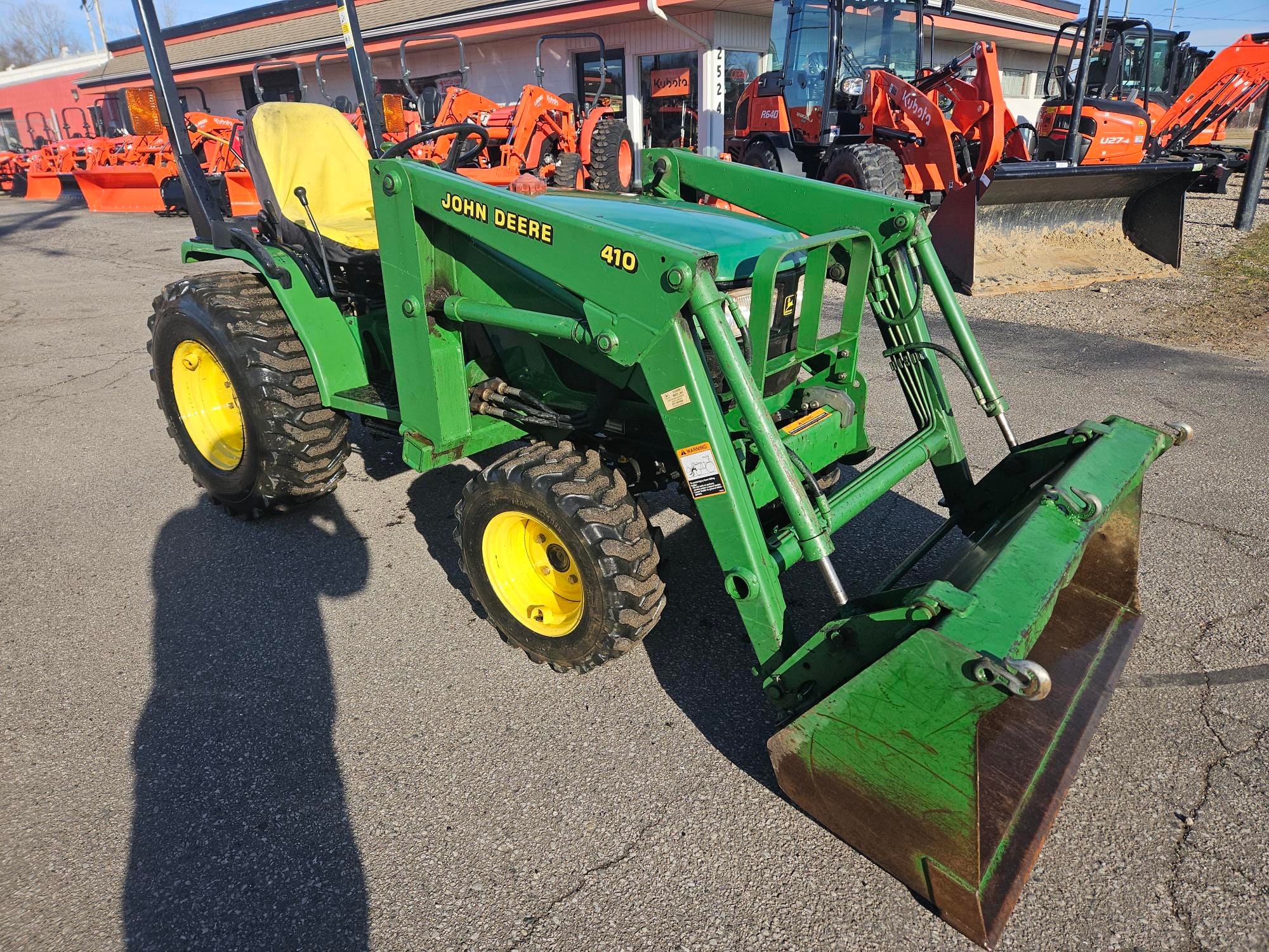 JOHN DEERE 4100 TRACTOR AND LOADER