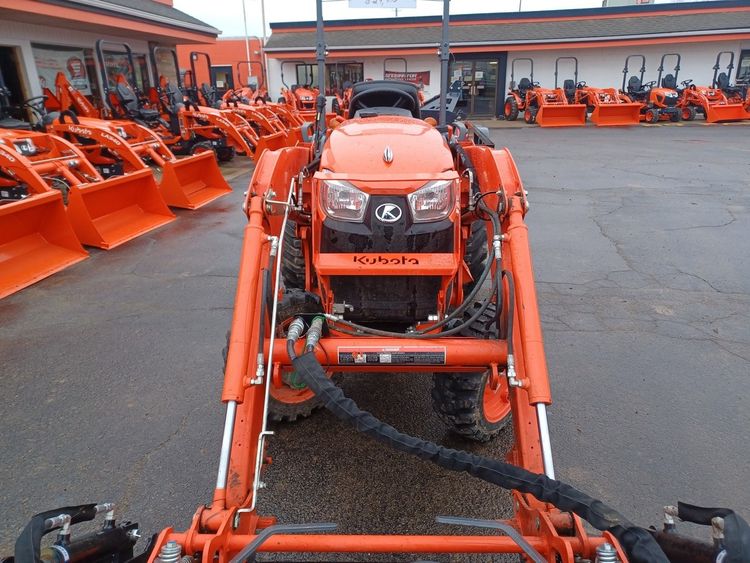 Kubota LX2610SU
