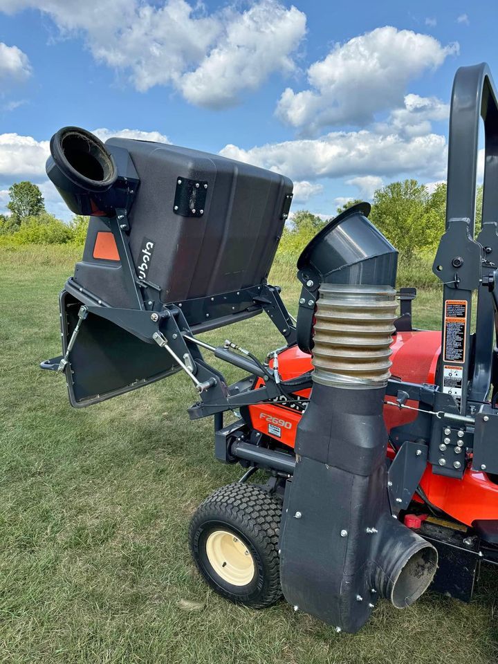 Kubota F Series Bagging System