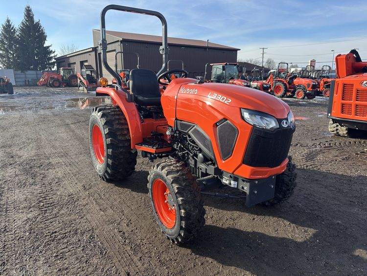 Kubota L3302