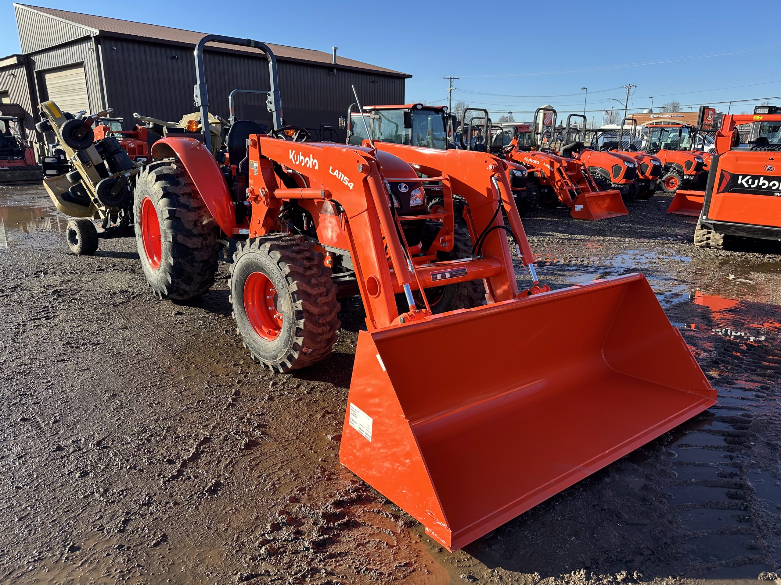 Kubota M5660 Utility Tractor - Kings Equipment