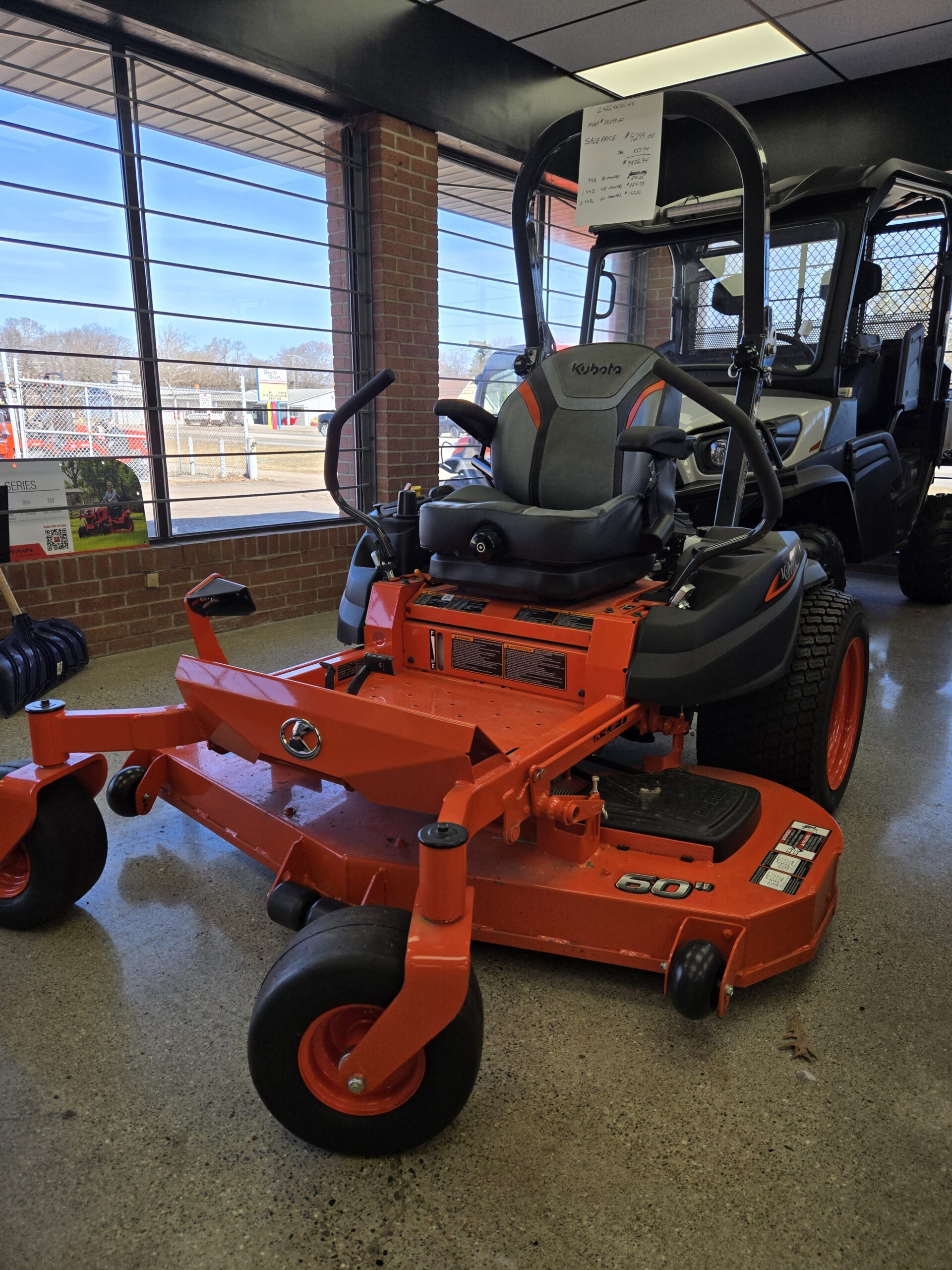 Kubota Z232KW-42 Zero Turn - Kings Equipment